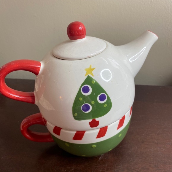 Pier 1 Tea Set for one- Christmas Tree- Mug & Teapot - Picture 4 of 6